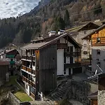 Olimpica, Rifugio Vicino A Cortina *
