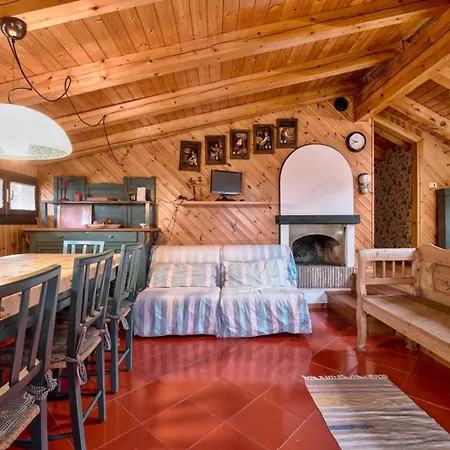 Olimpica, Rifugio Vicino A Cortina